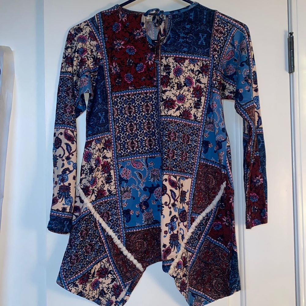 Beautiful Fall Long Sleeve shirt
